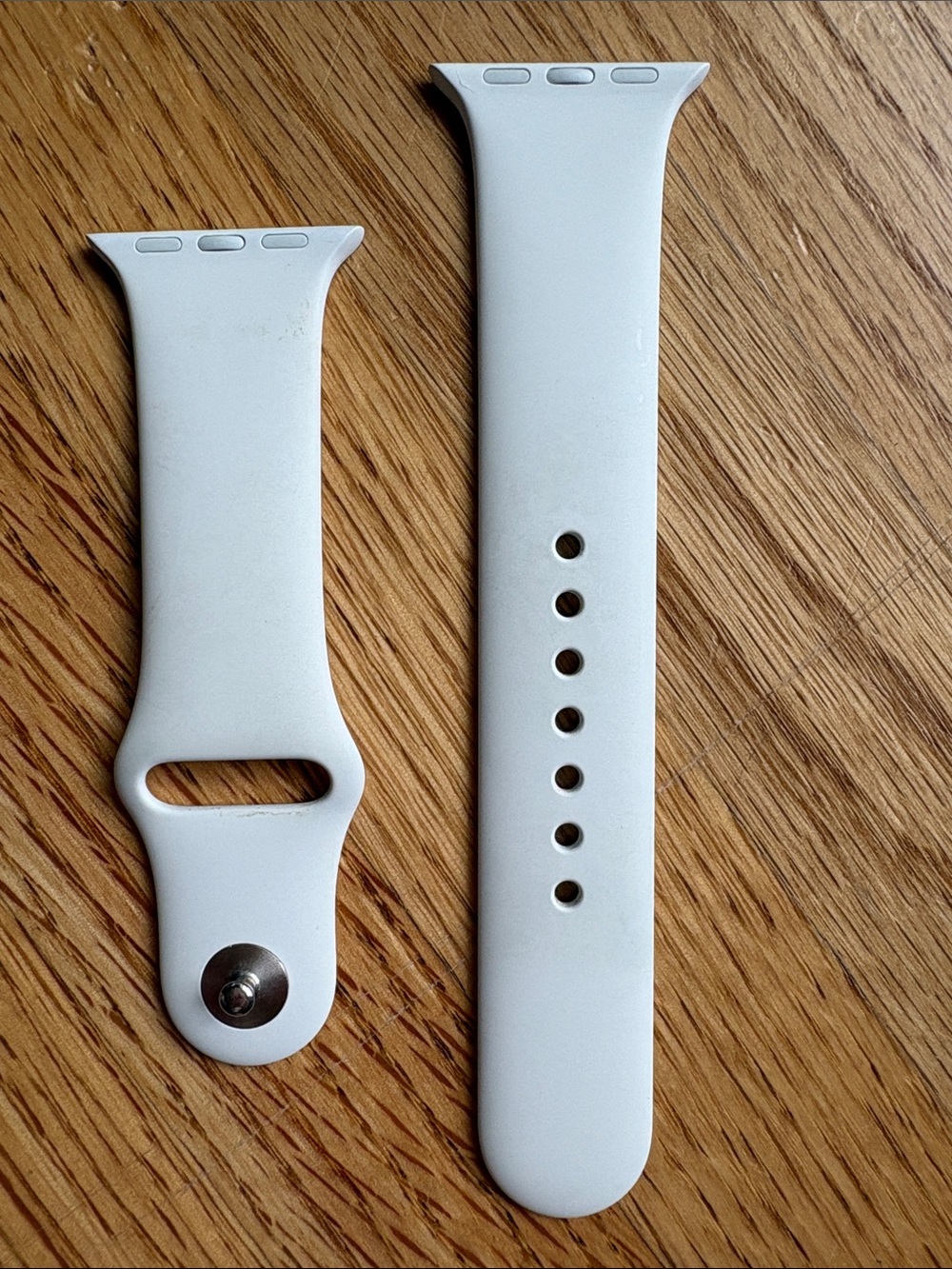 Apple Watch M/L 40MM series 8 white rubber wrist band watch strap